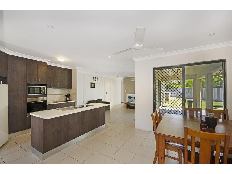 29 Coolaree Drive, Bushland Beach QLD 4818