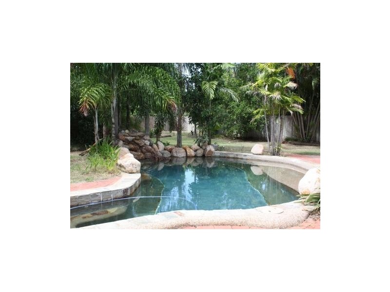 22 Mostyn Crescent, Bushland Beach QLD 4818