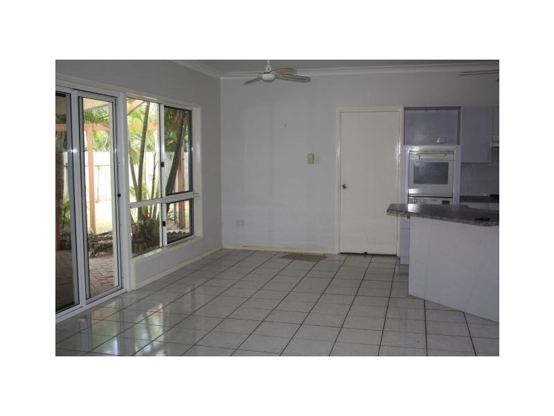 22 Mostyn Crescent, Bushland Beach QLD 4818