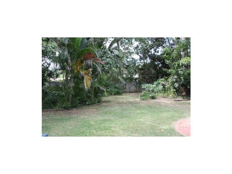 22 Mostyn Crescent, Bushland Beach QLD 4818