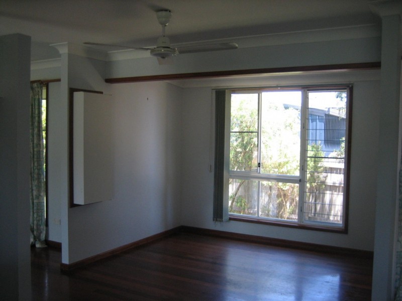 27 Joshua Crescent, Bushland Beach QLD 4818