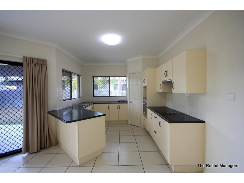 7 Eungella Court, Bushland Beach QLD 4818