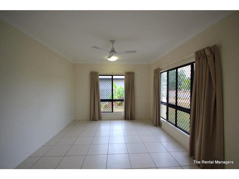 7 Eungella Court, Bushland Beach QLD 4818