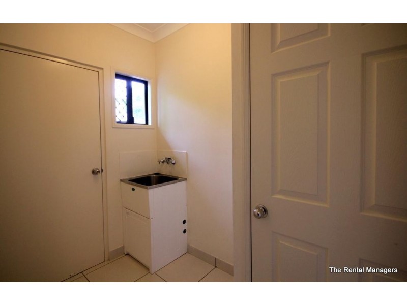 7 Eungella Court, Bushland Beach QLD 4818