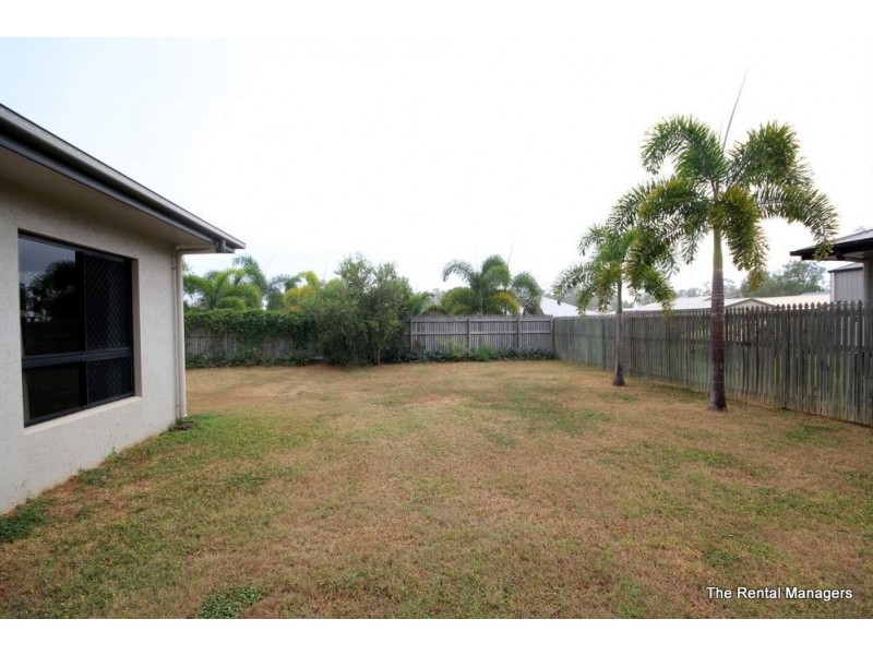 7 Eungella Court, Bushland Beach QLD 4818