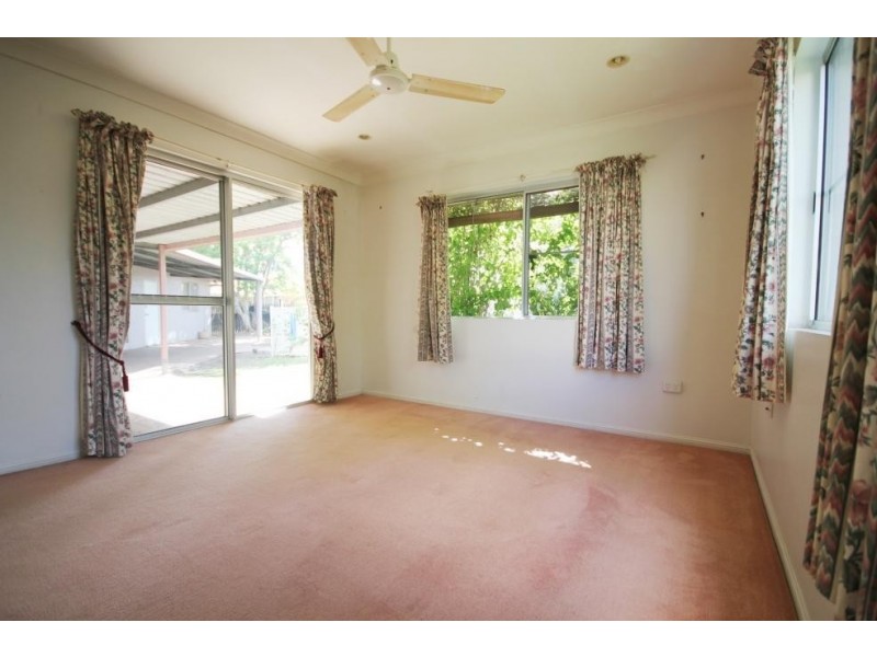 6 Celandine Court, Kirwan QLD 4817