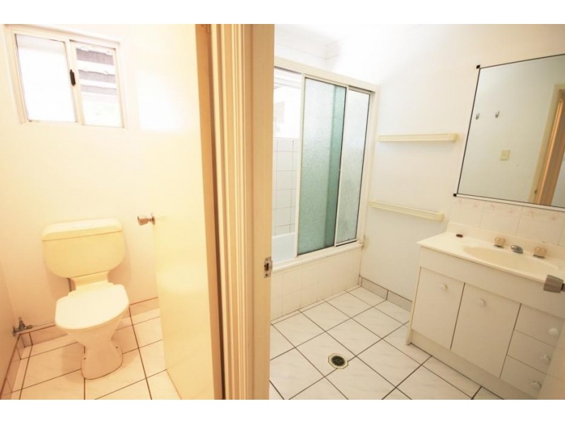 6 Celandine Court, Kirwan QLD 4817
