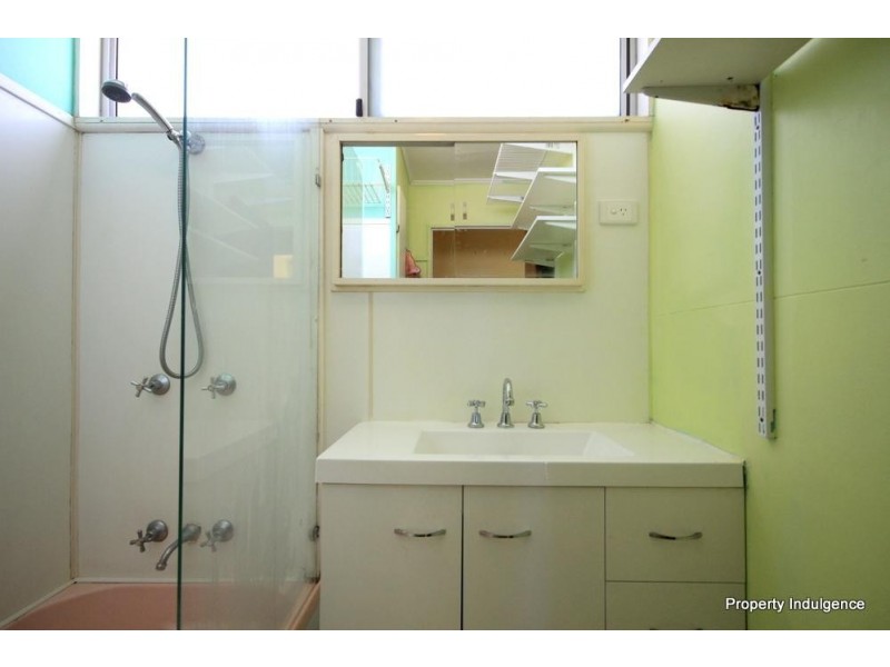 25 Mount Louisa Drive, Mount Louisa QLD 4814