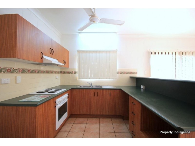 26 College Lane, Douglas QLD 4814