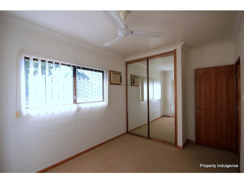 26 College Lane, Douglas QLD 4814