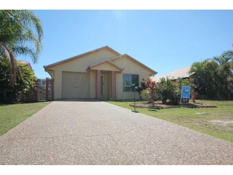 25 Saxby Crescent, Mount Louisa QLD 4814