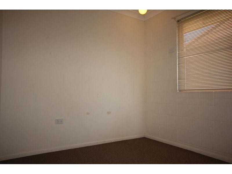 25 Saxby Crescent, Mount Louisa QLD 4814