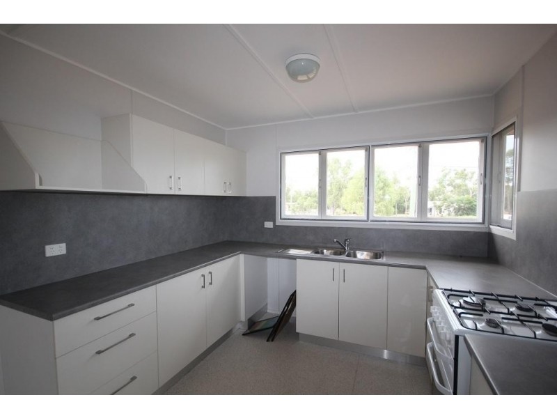 20 Alford Street, Jensen QLD 4818