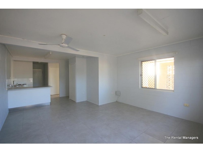 2/34 Jannila Avenue, Cranbrook QLD 4814