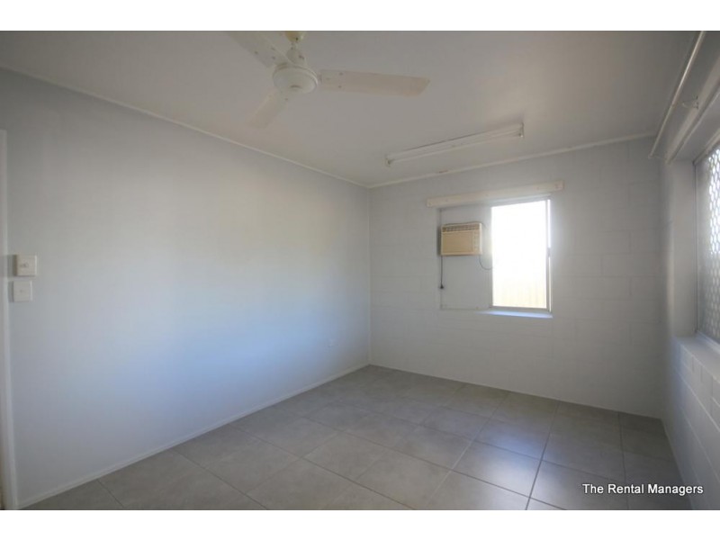 2/34 Jannila Avenue, Cranbrook QLD 4814