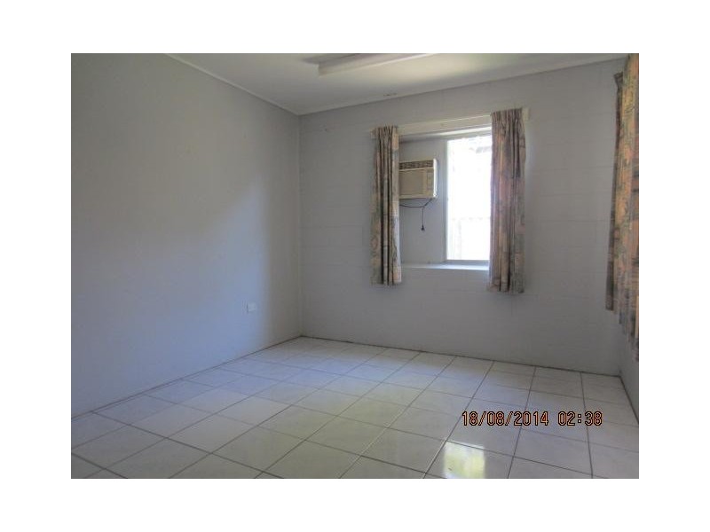 2/34 Jannila Avenue, Cranbrook QLD 4814