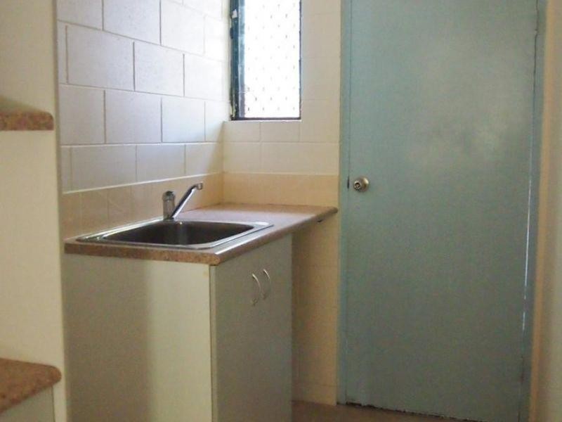 3/105 Livingstone Street, West End QLD 4810