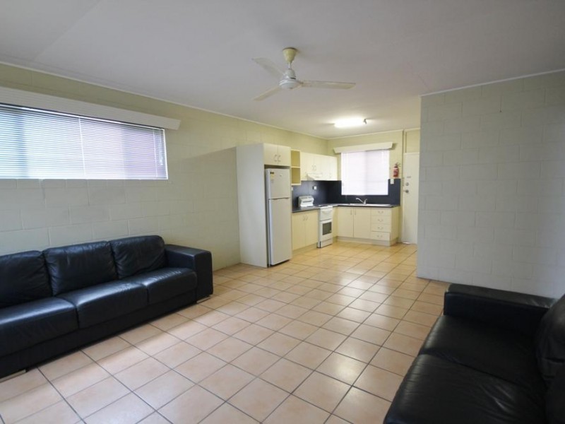 1/43 Hugh Street, West End QLD 4810