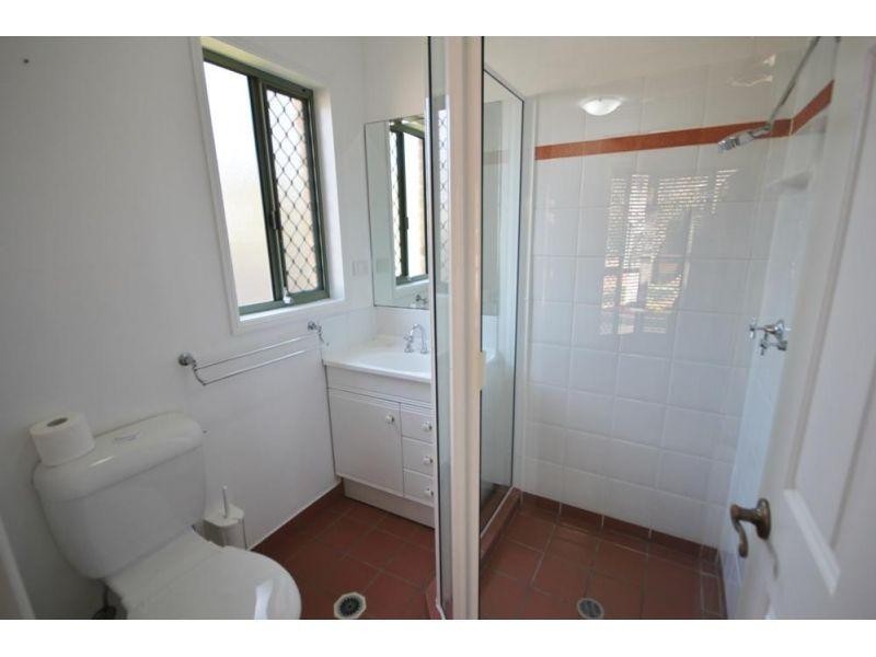 1 Hoop Street, Kirwan QLD 4817