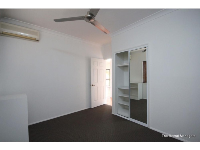 1 Hoop Street, Kirwan QLD 4817