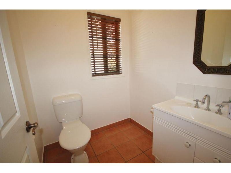 1 Hoop Street, Kirwan QLD 4817