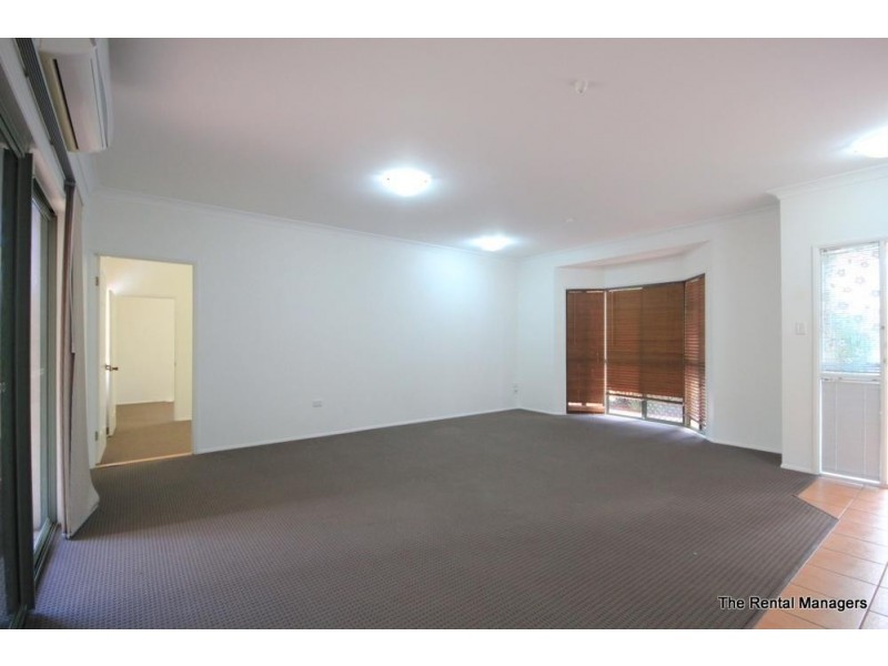 1 Hoop Street, Kirwan QLD 4817