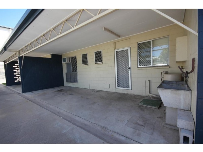 4/43 Hugh Street, West End QLD 4810