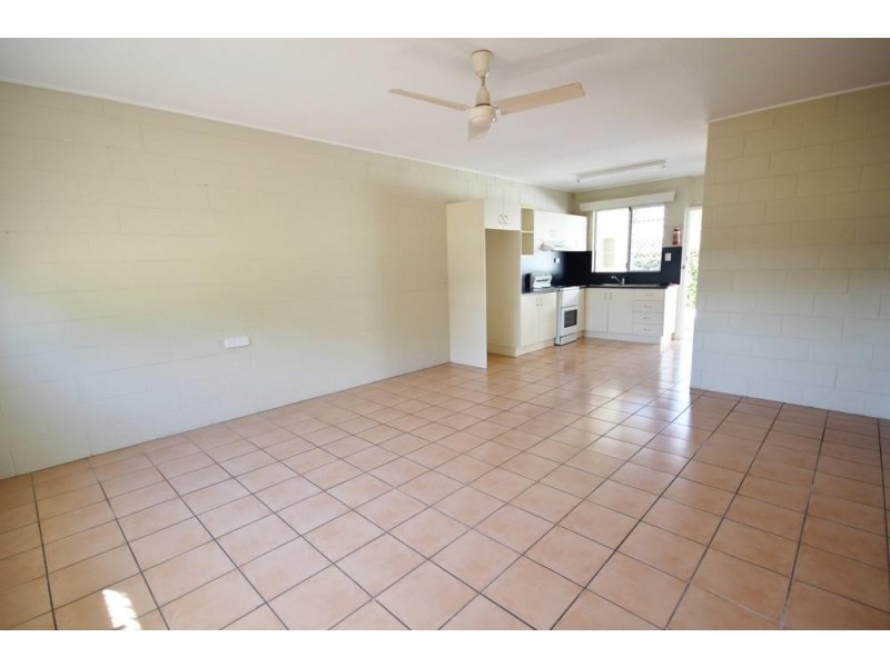 4/43 Hugh Street, West End QLD 4810