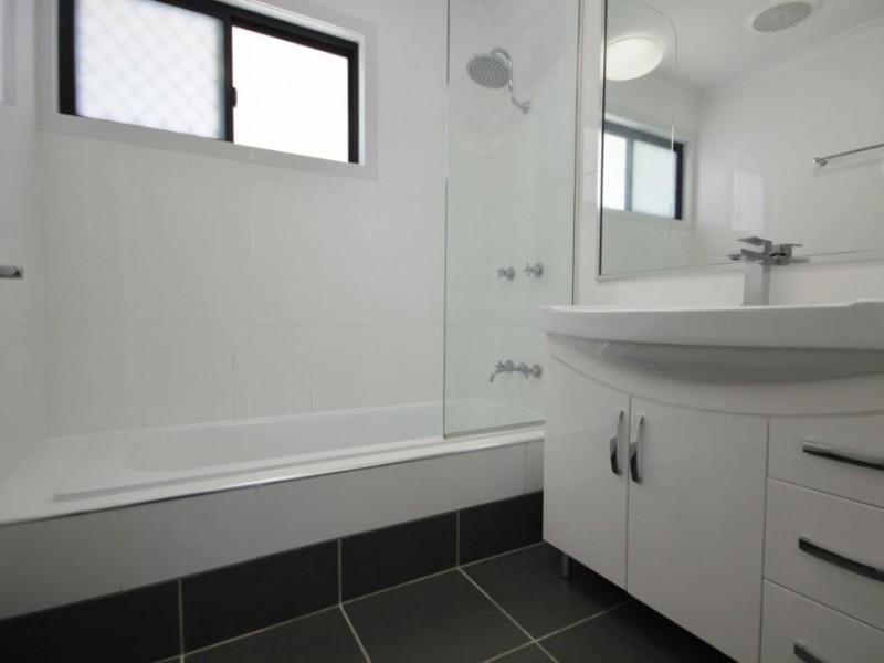 2 Nathan Street, Vincent QLD 4814