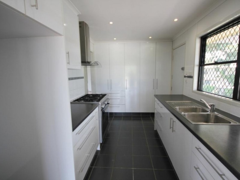 2 Nathan Street, Vincent QLD 4814