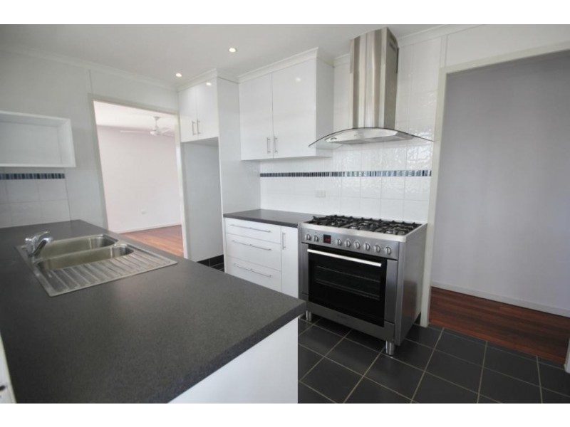 2 Nathan Street, Vincent QLD 4814