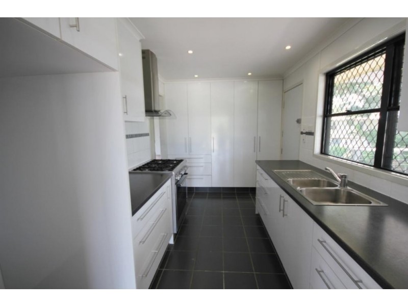 2 Nathan Street, Vincent QLD 4814