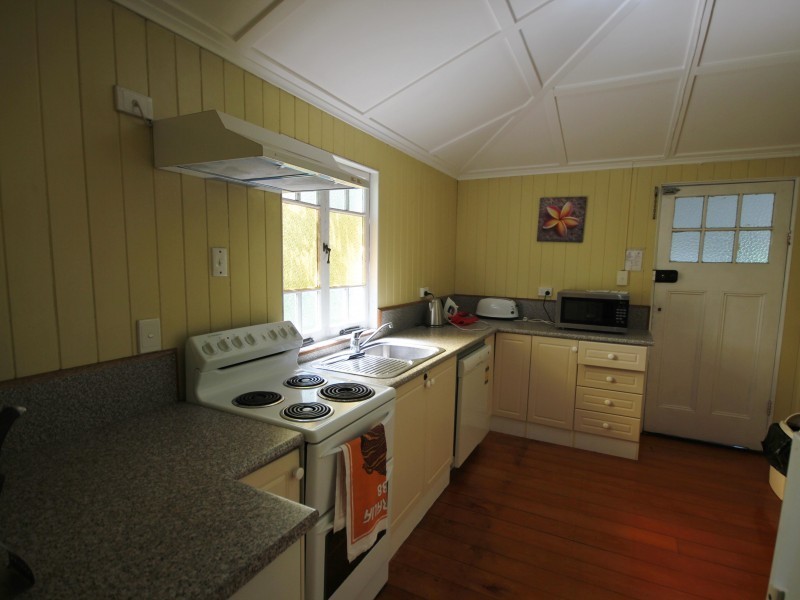 Pimlico QLD 4812