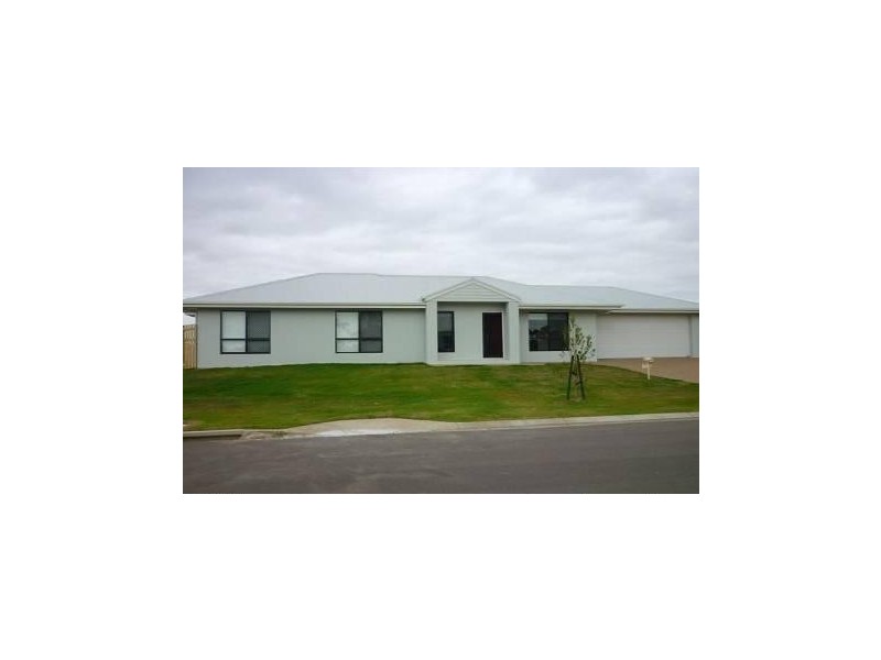 7 Exeter Way, Mount Low QLD 4818