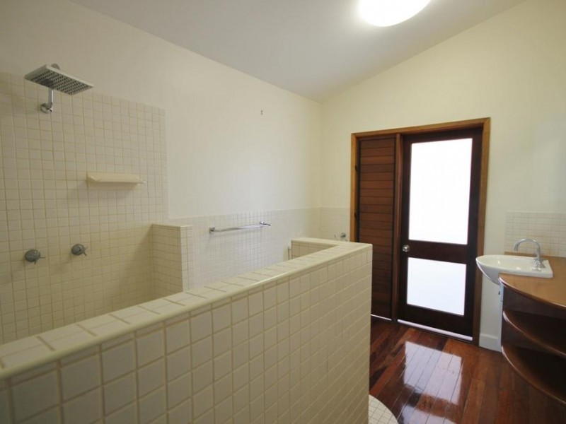 Townsville City QLD 4810