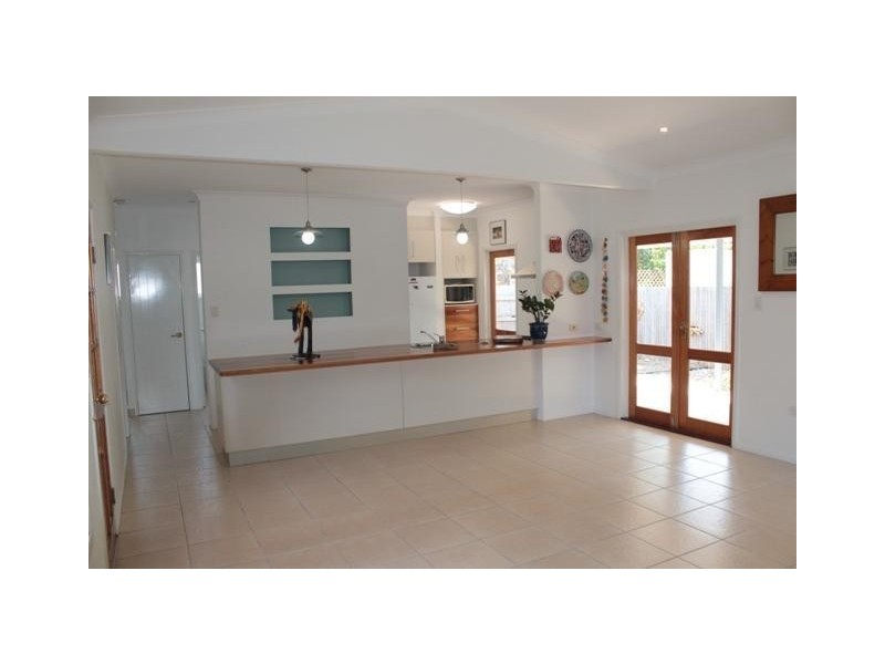 16a Palmerston Street, Pimlico QLD 4812