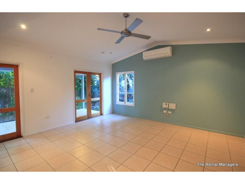 16a Palmerston Street, Pimlico QLD 4812