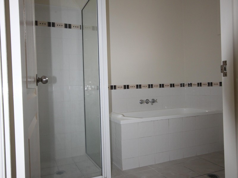 19 Amy Court, Kelso QLD 4815