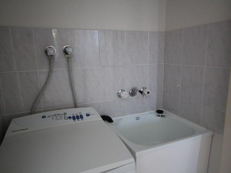 2/39 Ford Street, Hermit Park QLD 4812