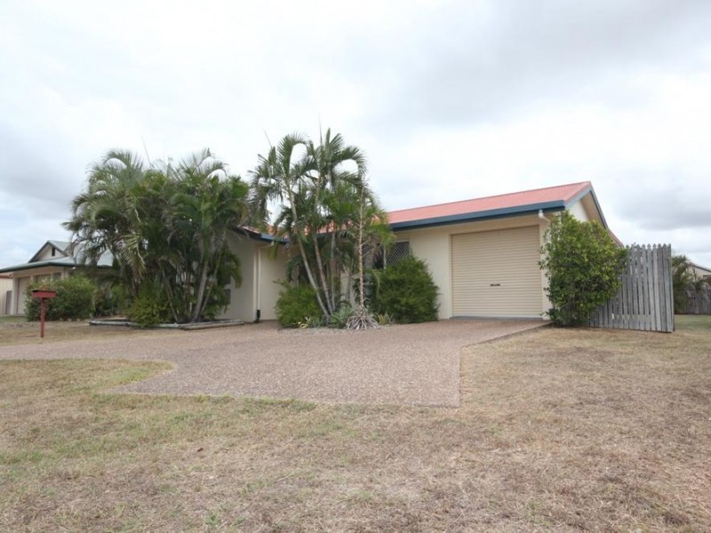 23 Young Circuit, Kirwan QLD 4817