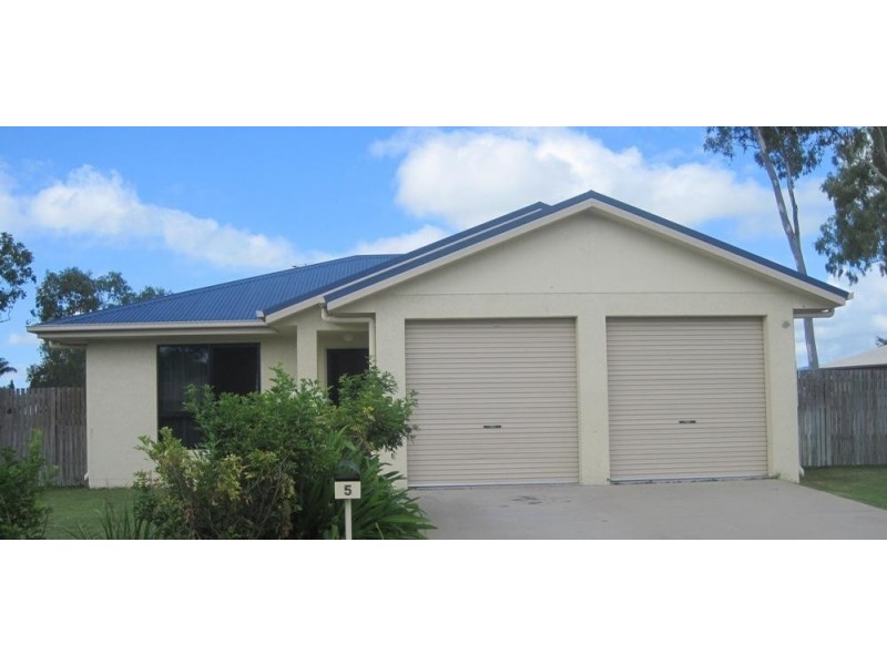 5 Crista Court, Kelso QLD 4815