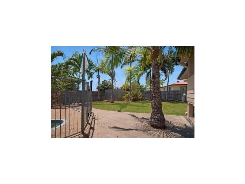 6 Karangi Street, Rasmussen QLD 4815