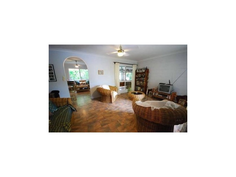 23 Toolakea Beach Road, Toolakea QLD 4818