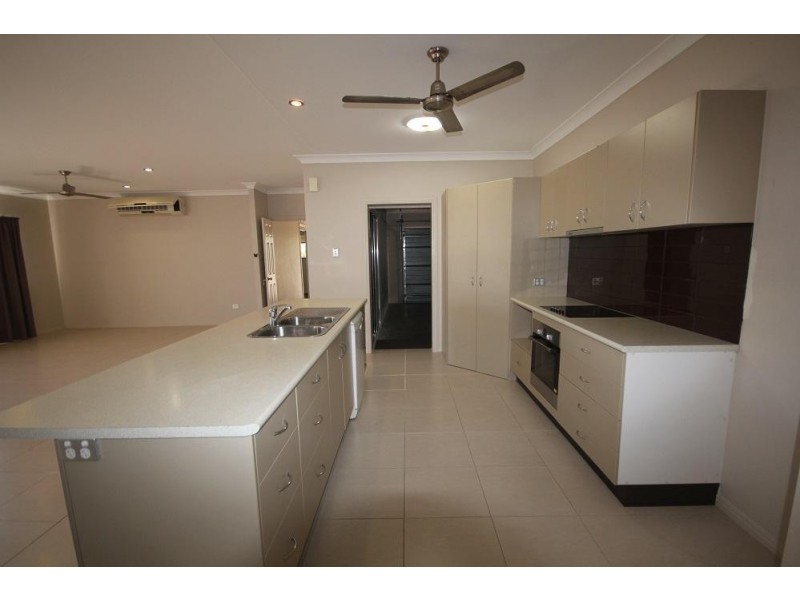 20 Klewarra Boulevard, Douglas QLD 4814