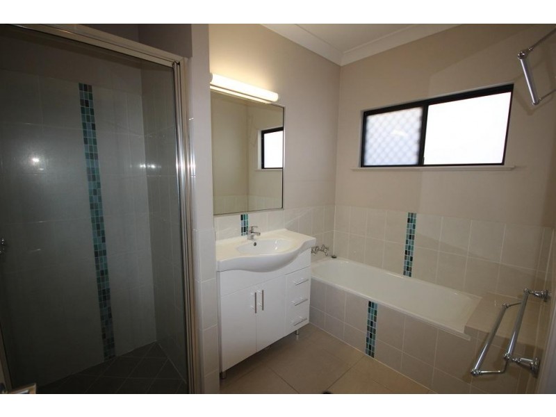 20 Klewarra Boulevard, Douglas QLD 4814