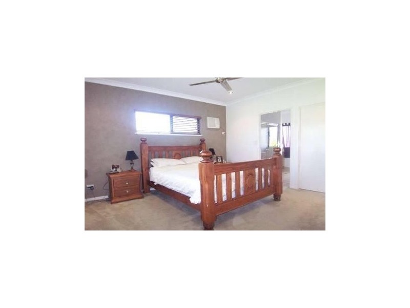 45 Woodwark Drive, Bushland Beach QLD 4818