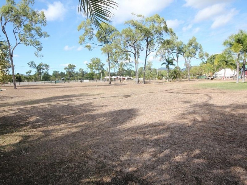 88 Blue Mountain Drive, Bluewater QLD 4818