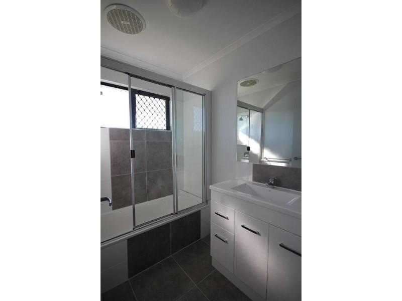 43 Sanctum Drive, Mount Low QLD 4818