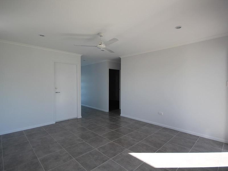 43 Sanctum Drive, Mount Low QLD 4818