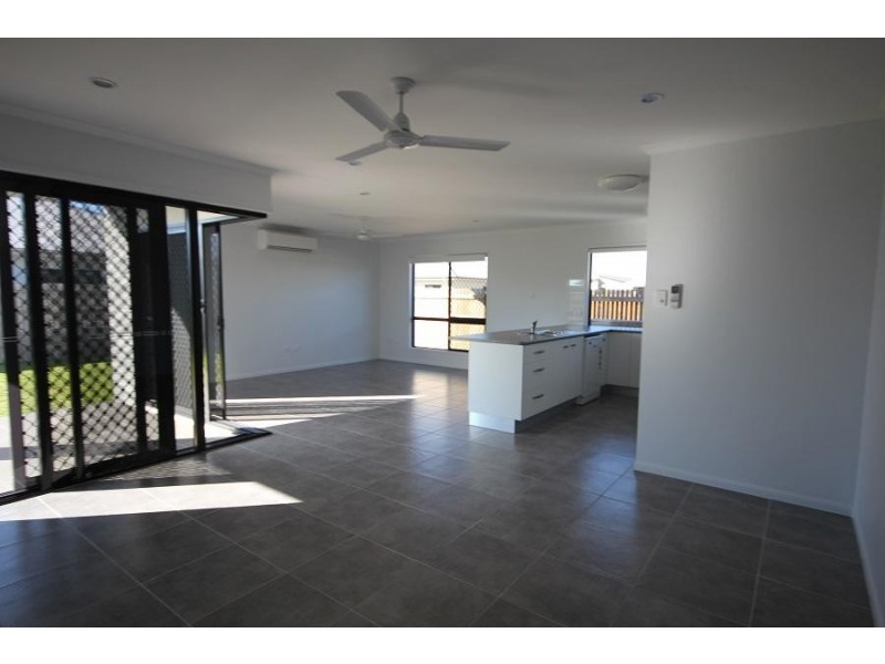 43 Sanctum Drive, Mount Low QLD 4818